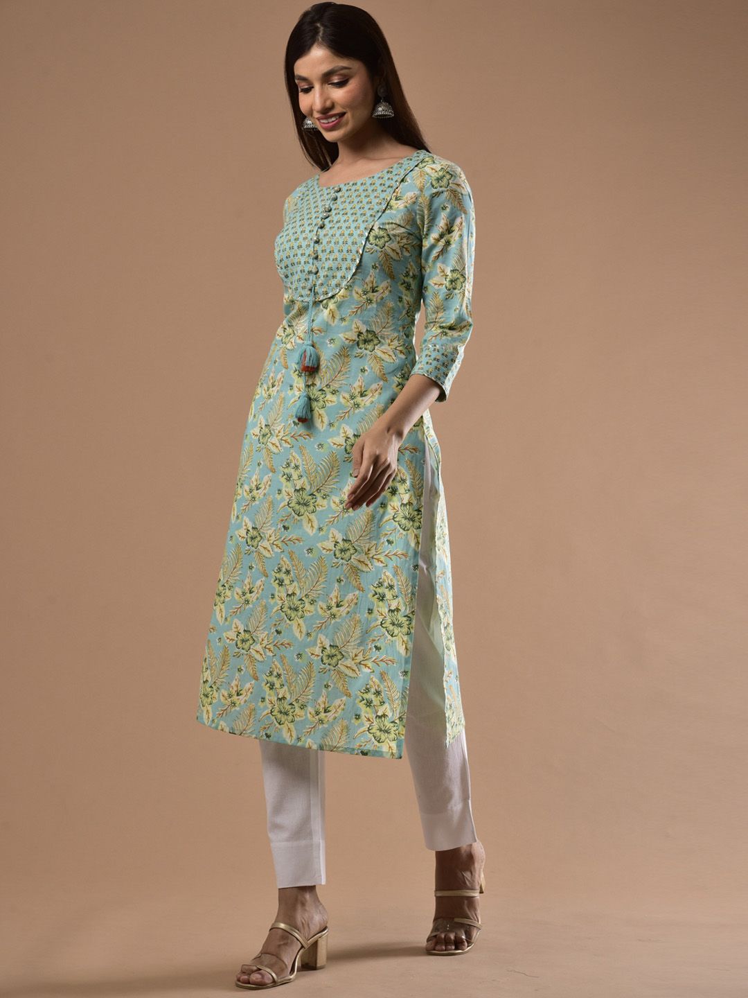 Swasti Women Green Floral Printed Flared Sleeves Mirror Work Floral Kurta