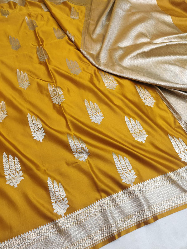100% Pure Katan Handloom Woven Banarasi Silk Saree with Traditional Design