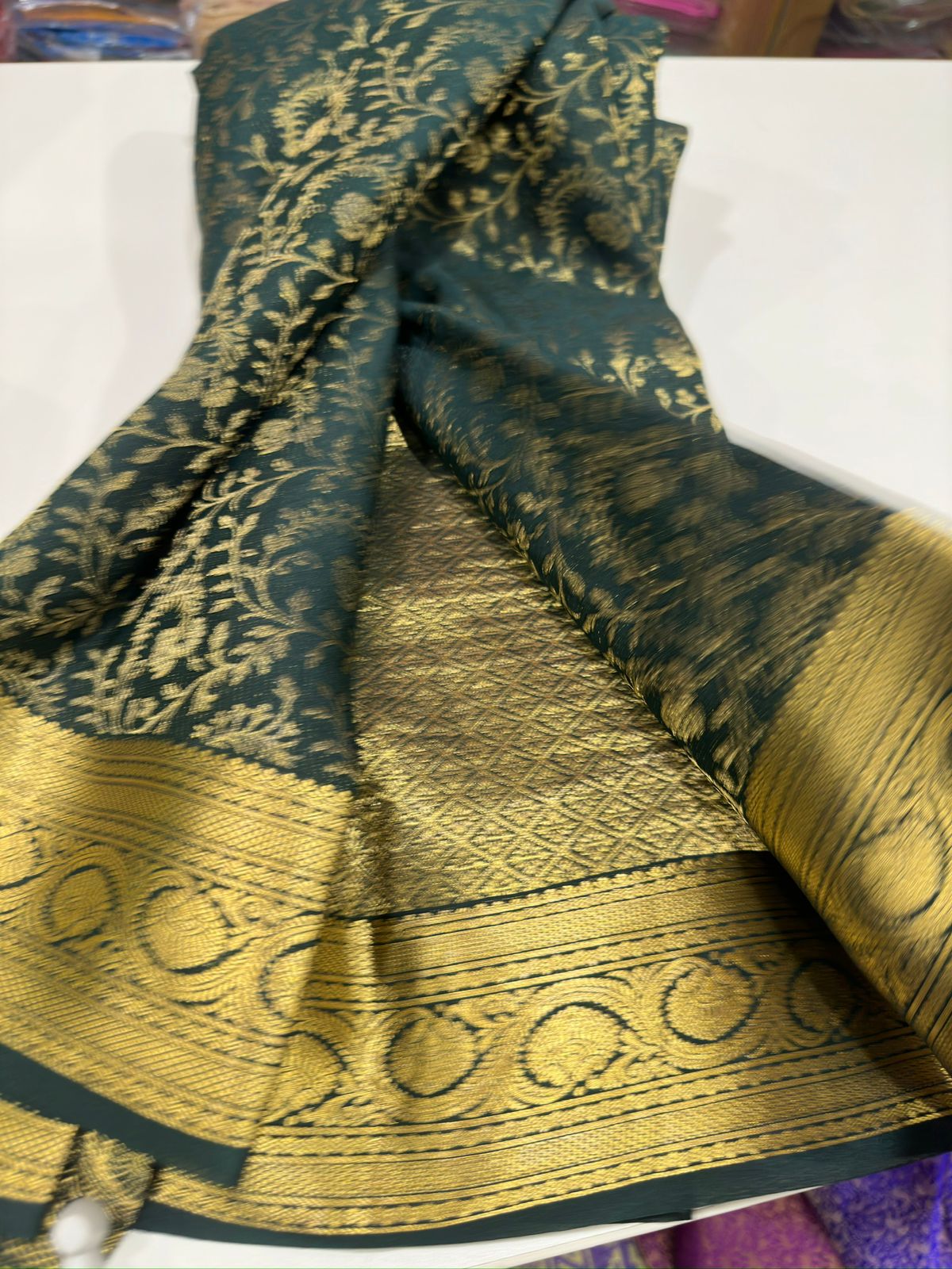 120grm Pure Brocade Fabric Mysore Silk Saree