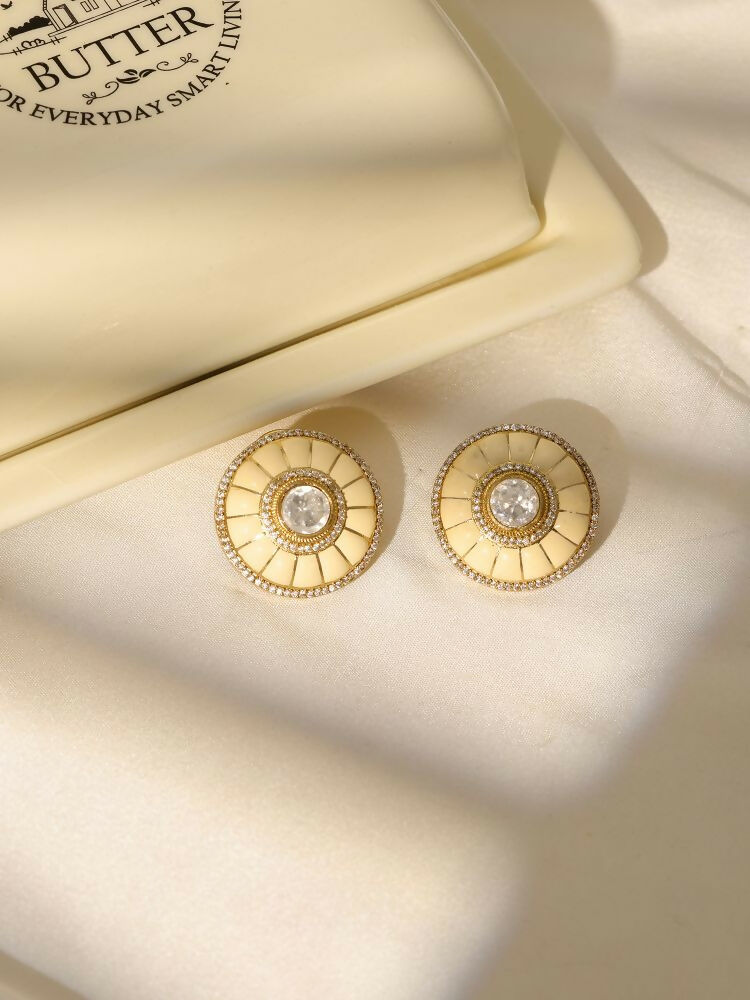 Women's Kundan Pearl earrings - Ruby Raang