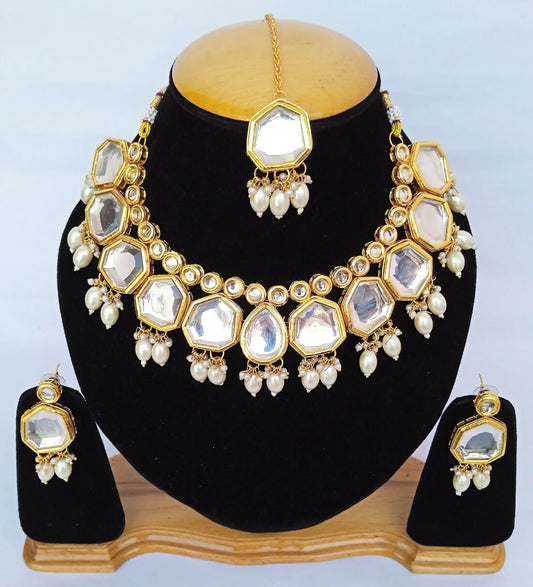 Joban Fashion White Kundan Work Necklace Set