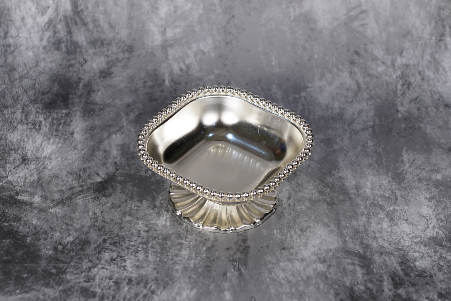 Sri Rudra Silver Tray – SR 00104