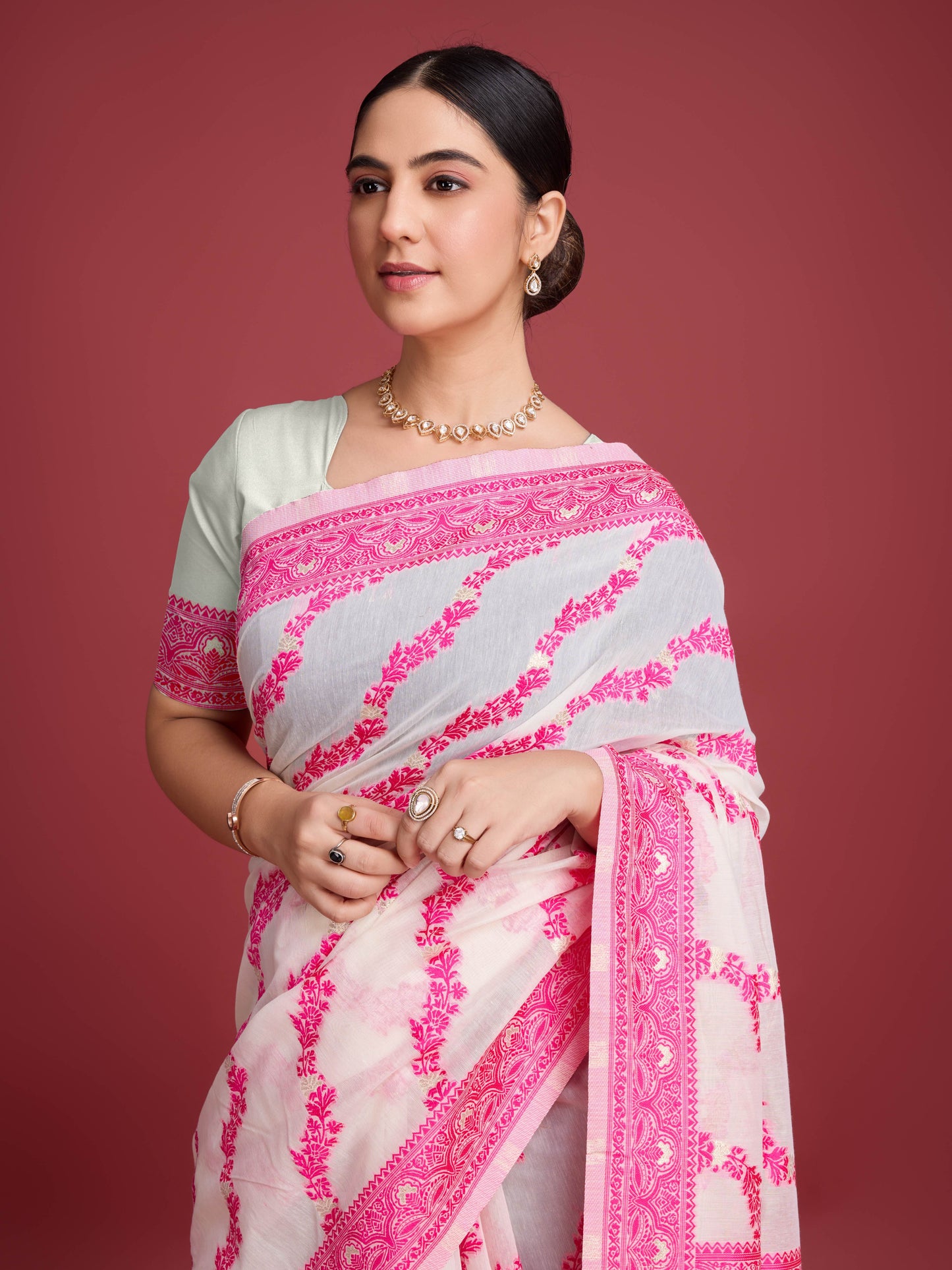 Vedant Vastram Dhakai Jamdani Cotton Saree - Pink