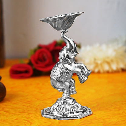 Sri Rudra Elephant Devadas Deepa (SR 00068)