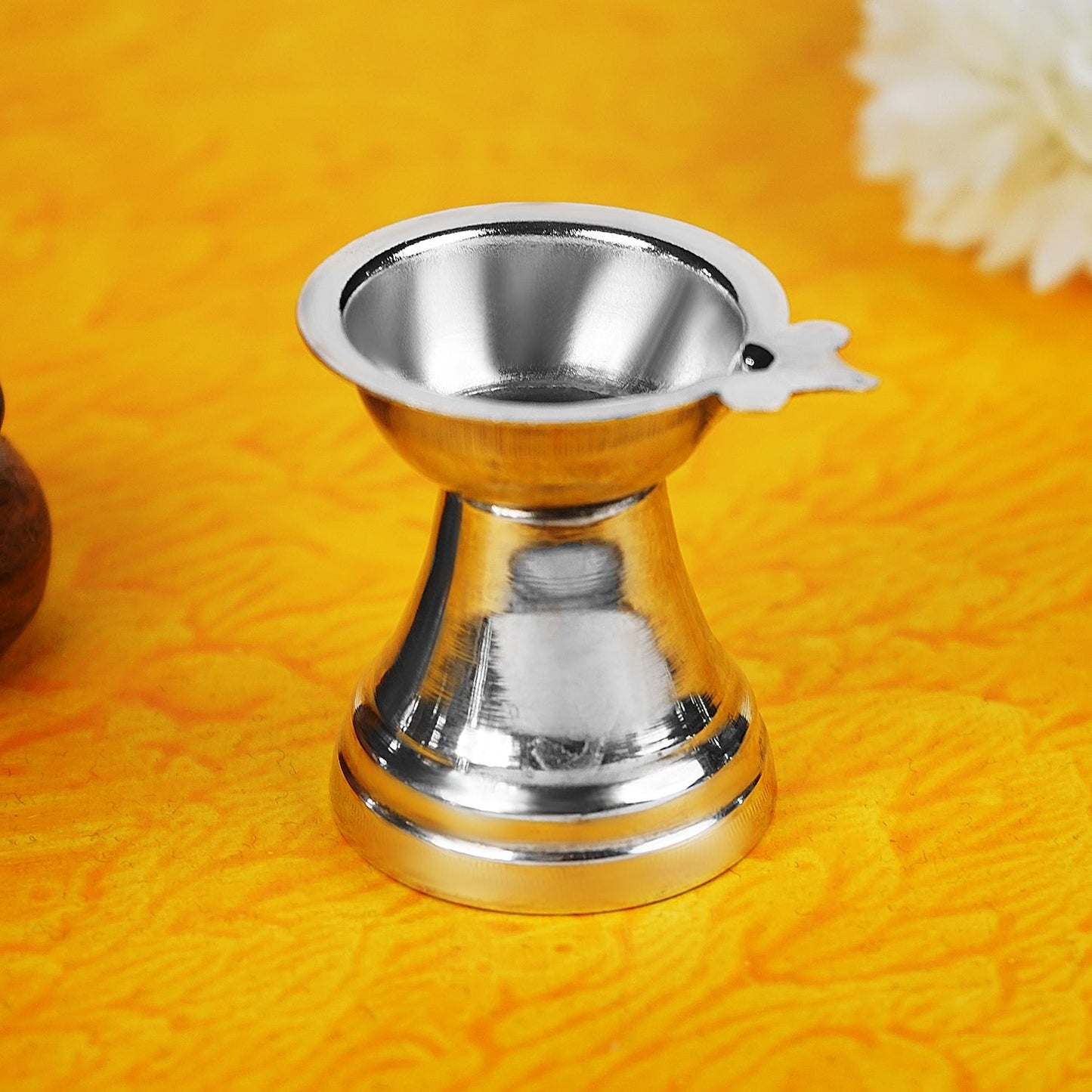 Sri Rudra German Silver Nilanjan Deepa SR 00076