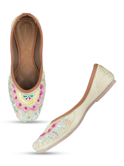 Desi Colour Women Indian Ethnic Footwear-Heavy Emb -6