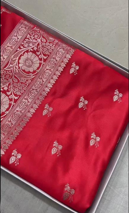 Antique Gold Banarasi Mashru Silk Saree with Zari Work