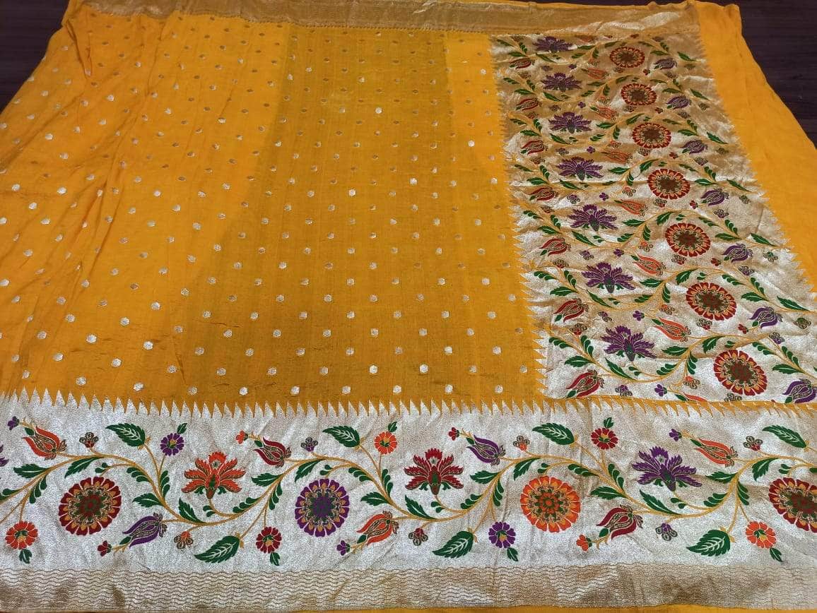 Banarasi Silk Saree with meenakari  border and Zari booti