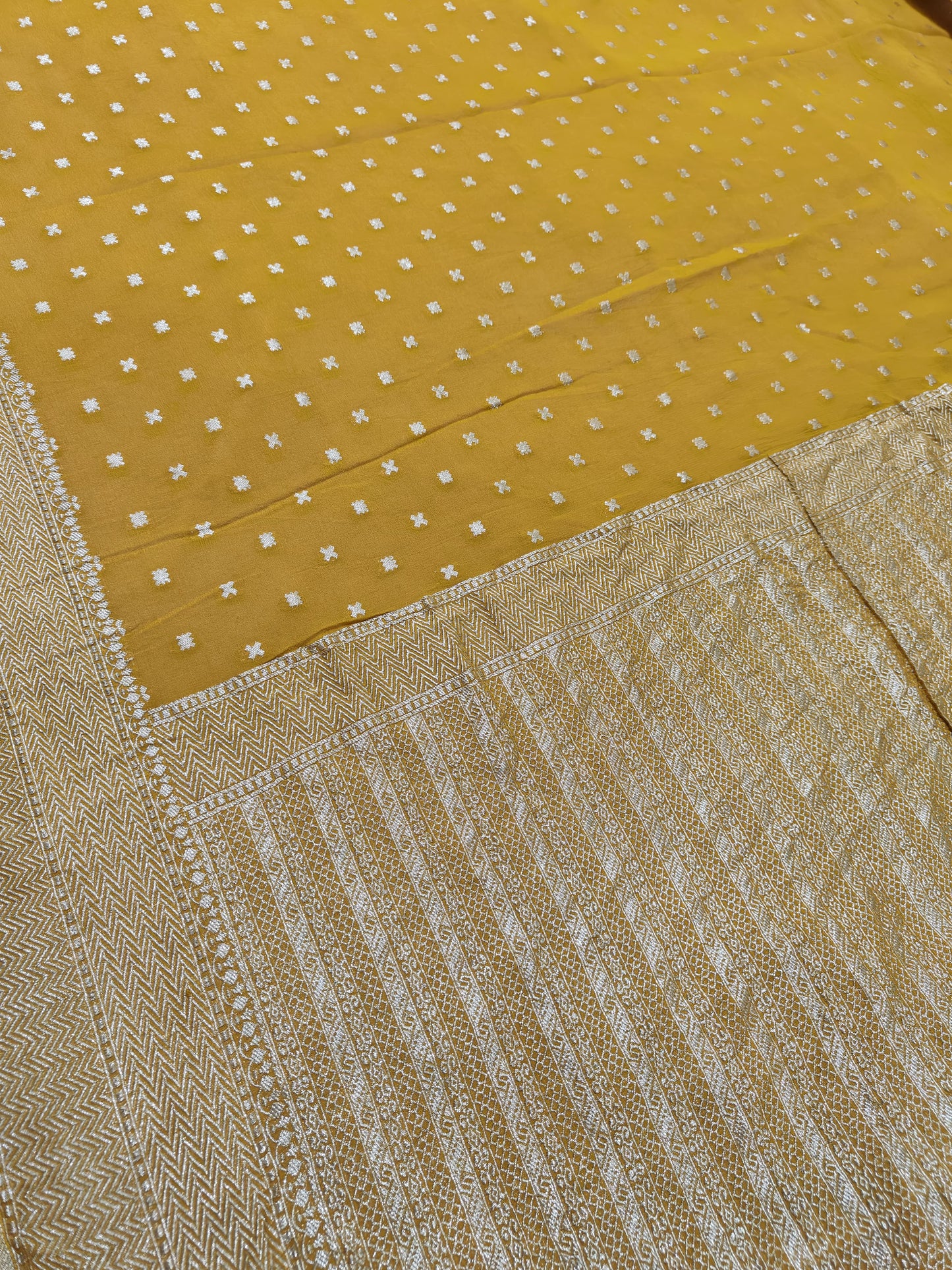 Beautiful Banarasi Lahariya Stripe Designer Khaddi Chiffon Saree