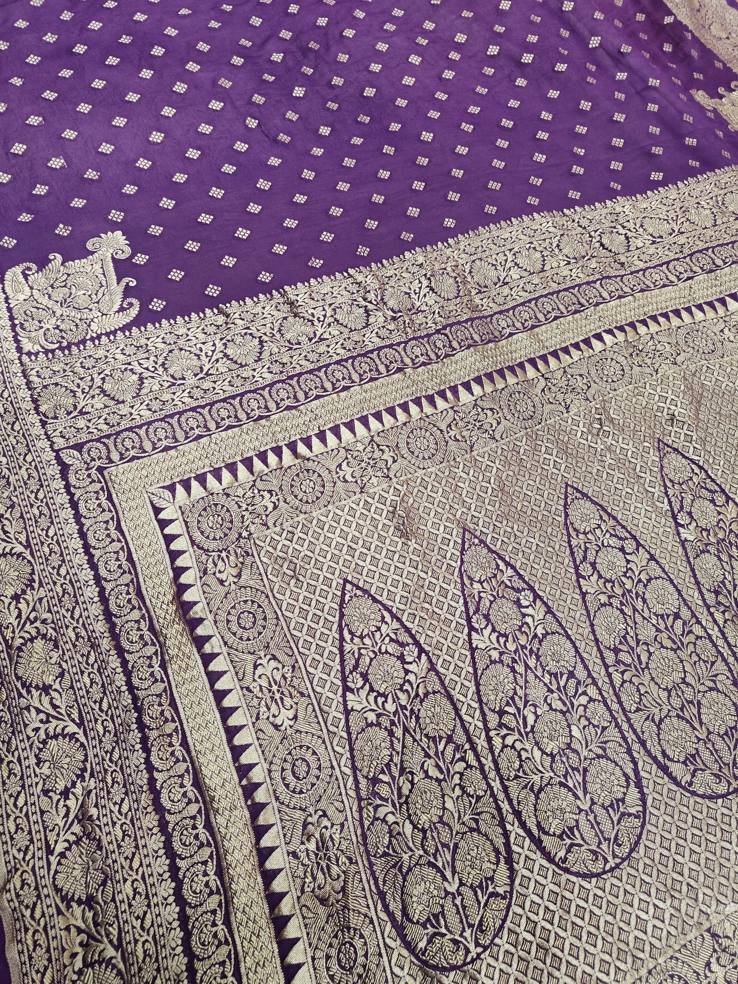 Beautiful Banarasi Lahariya Stripe Designer Khaddi Chiffon Saree