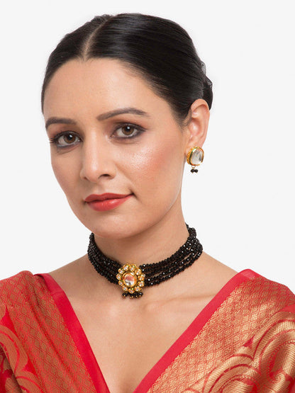 Beautiful Black And Golden Kundan Choker With Round Shape Studs