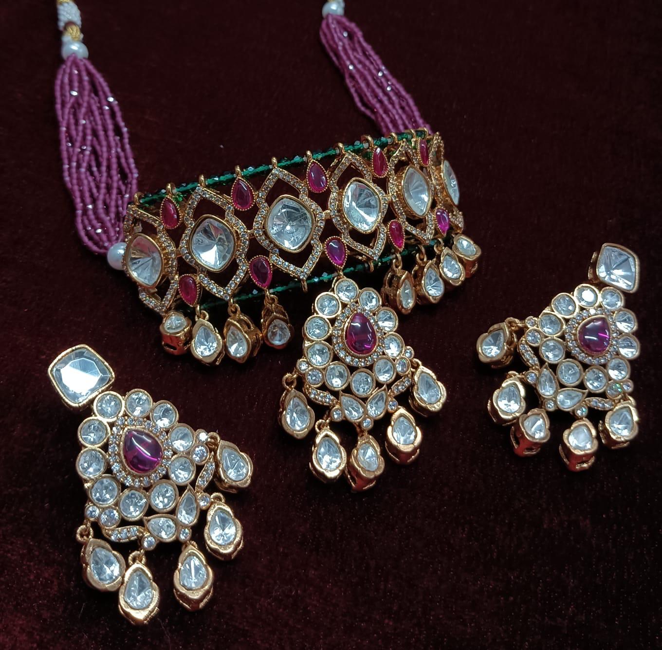 Beautiful Choker Set With Stone