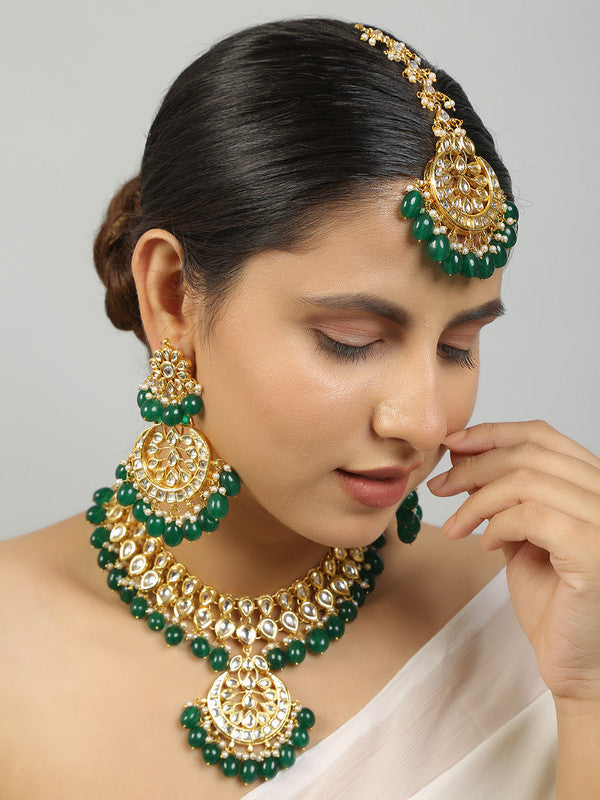 Beautiful Dark Green and Golden Kundan Necklace with Earrings and Maang Tikka