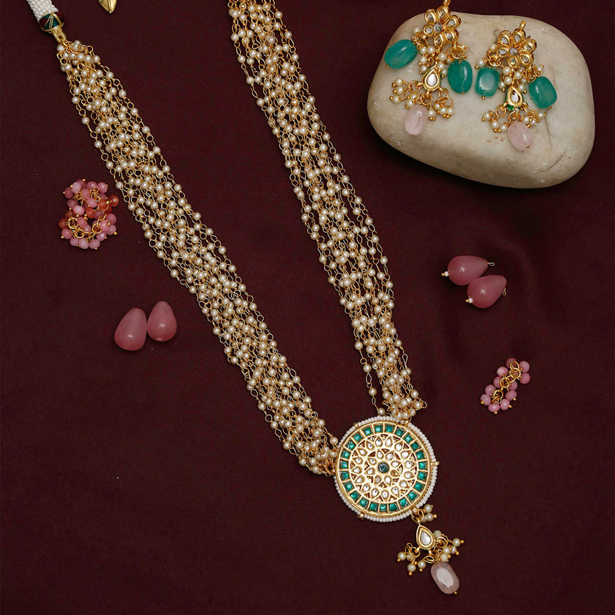 Beautiful Designer Kundan Choker Necklace Set