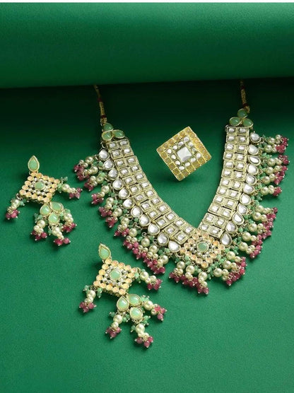 Beautiful Designer Kundan Necklace