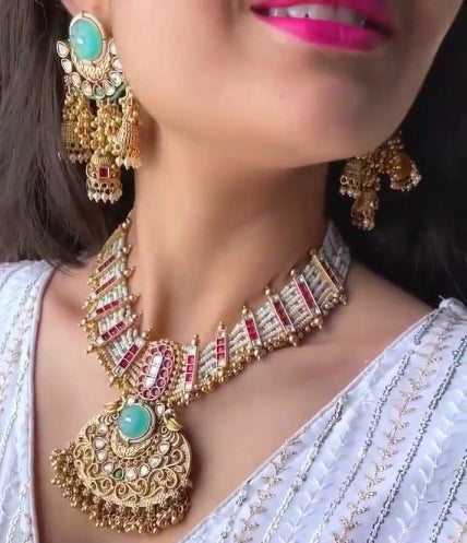 Beautiful Gold Plated Pearl Necklace Set with Matching Earrings