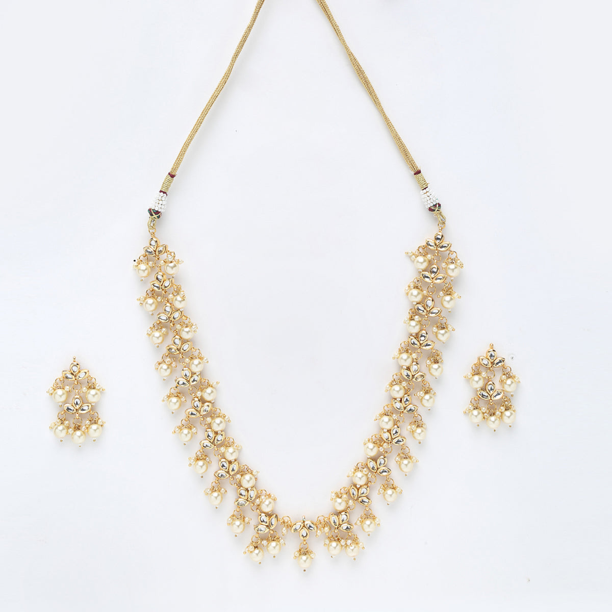 Beautiful Kundan Necklace With Earrings Set
