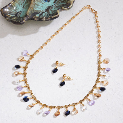 Beautiful Necklace With Matching Earrings