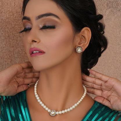 Beautiful Pearl Choker Kundan Necklace Set