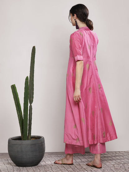 Sangria Women Pink Printed Kurta with Trousers