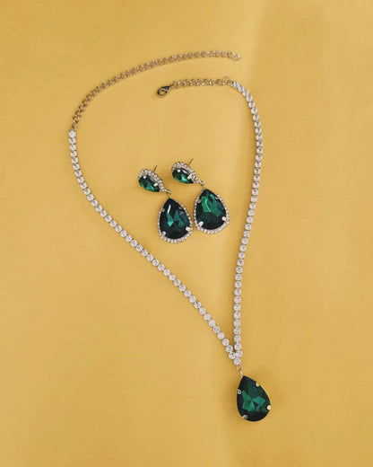 Deepika Padukone Designer American Diamond Nacklace Set
