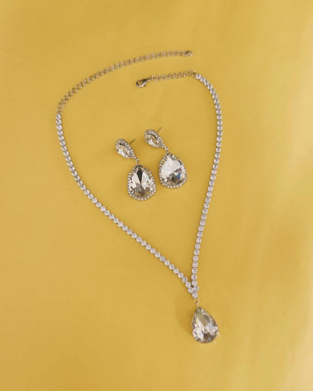 Deepika Padukone Designer American Diamond Nacklace Set