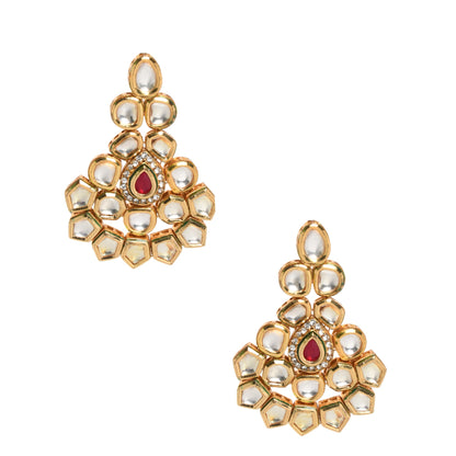 Designer Gold Toned Kundan Necklace with Earrings