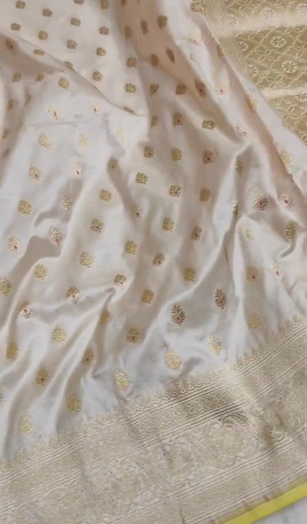 Exclusive Banarasi Pure Katan Silk with Goldenzari Work Meenakari Weaved Saree