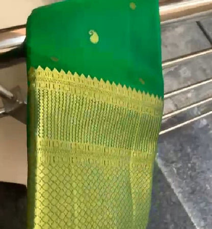 Exclusive Handwoven Pure Kanchipuram Silk Saree