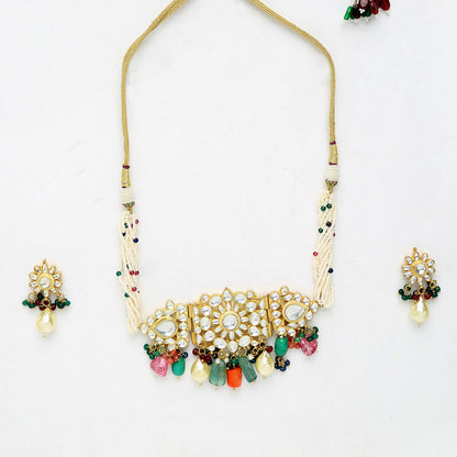 Exclusive Maharani Kundan Choker With Earrings Set