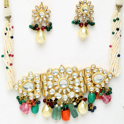 Exclusive Maharani Kundan Choker With Earrings Set