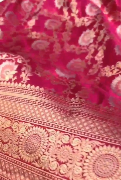 Exclusive Pure Banarasi Soft Meenakari Weaving Katan Silk Saree