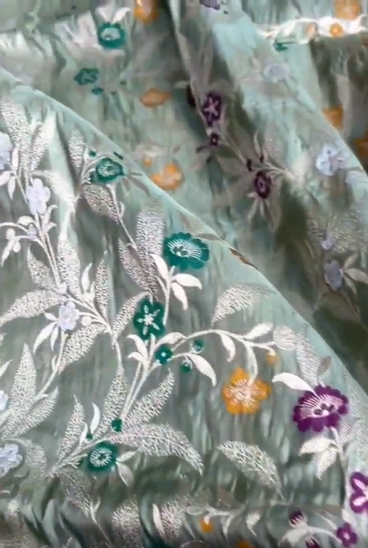 Exclusive Pure Banarasi Soft Meenakari Weaving Katan Silk Saree