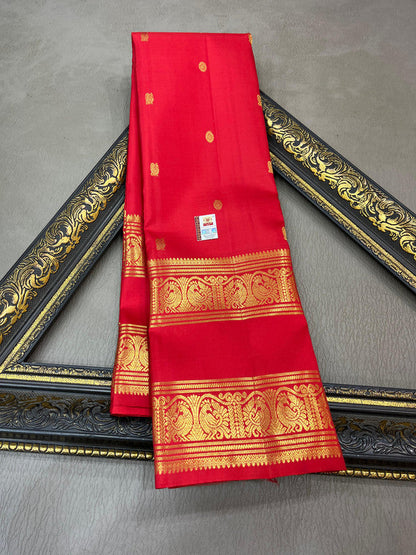 Exquisite Pure Kanjivaram Handloom Silk Saree with Rich Pallu