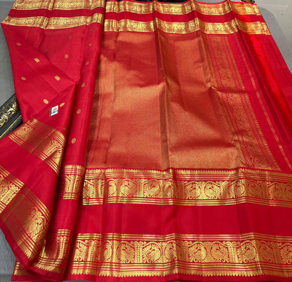 Exquisite Pure Kanjivaram Handloom Silk Saree with Rich Pallu