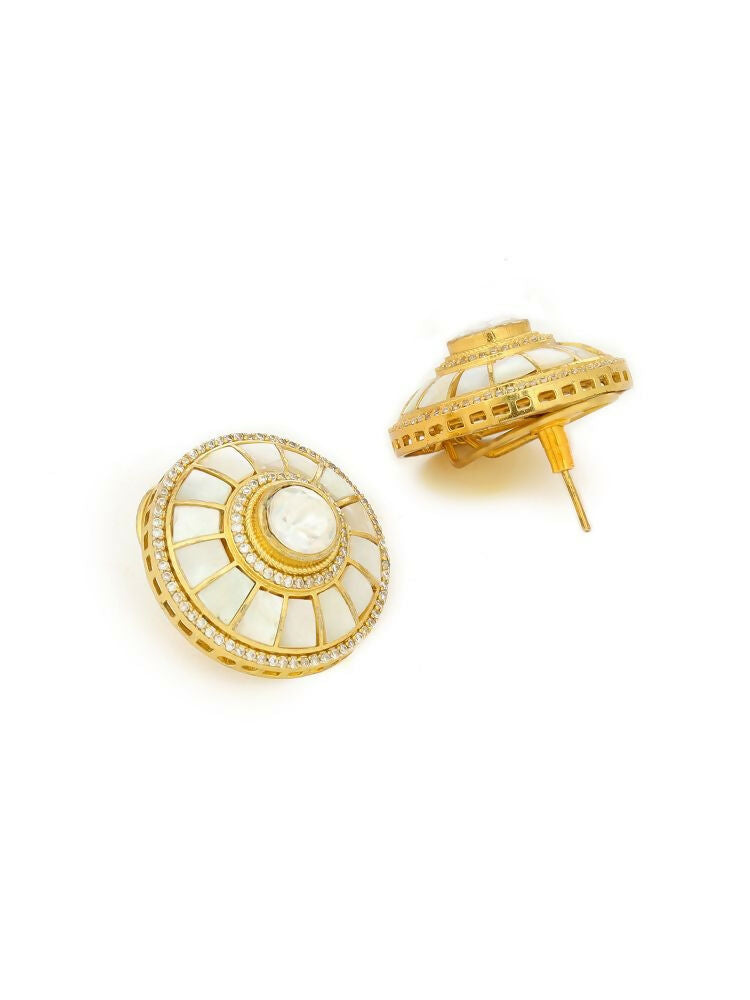 Women's Kundan Pearl earrings - Ruby Raang