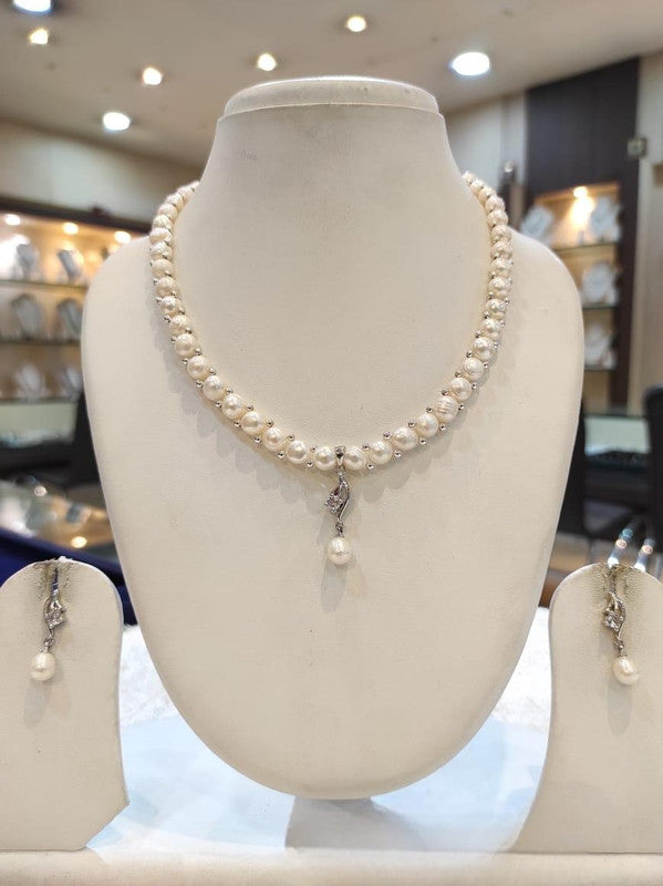 Fashion Vibes Presents Designer Petal Necklace Set