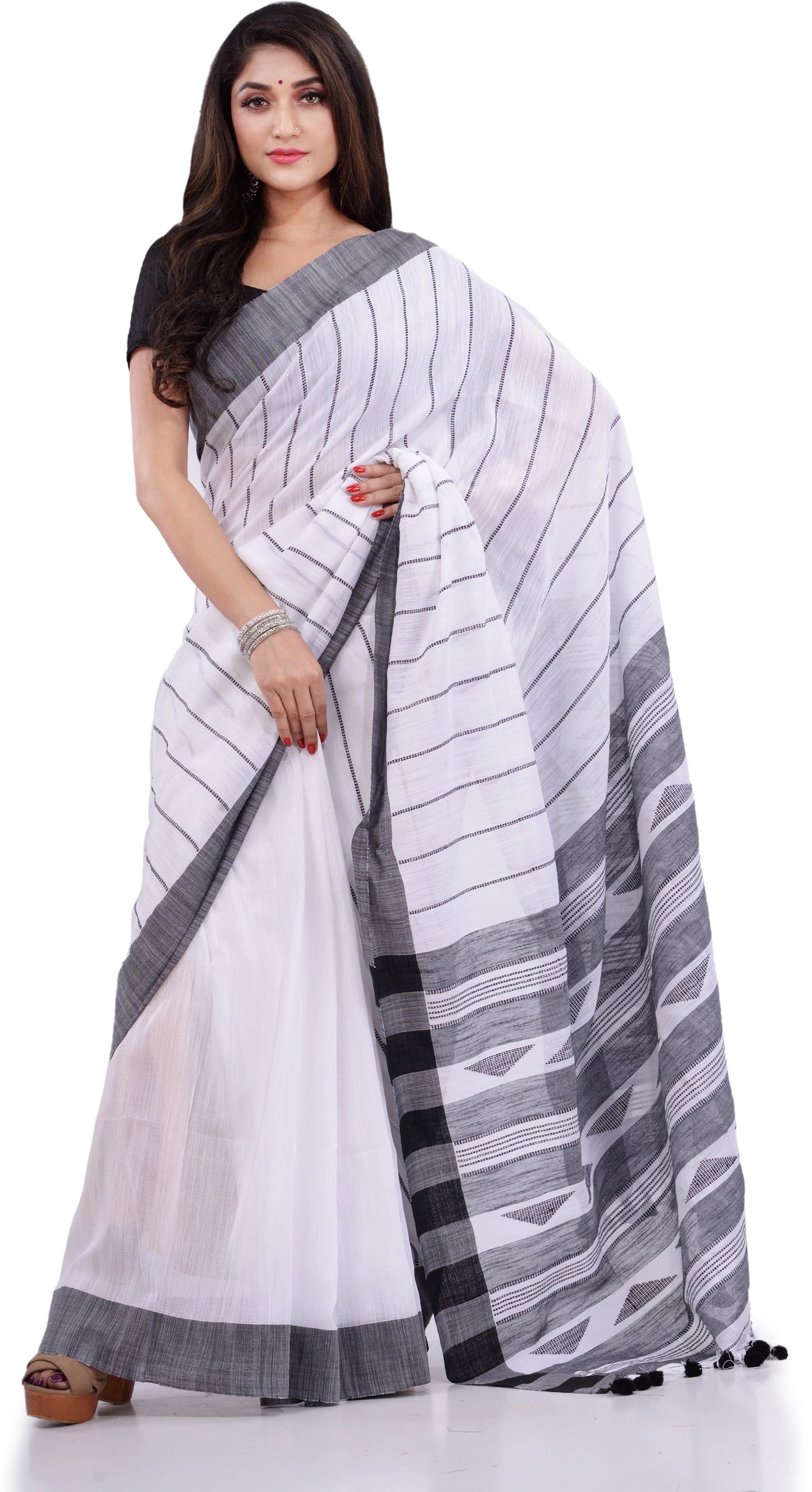 Desh Bidesh Woven Handloom Pure Cotton Saree (Black)