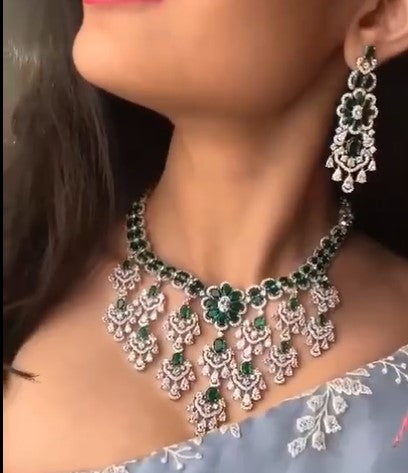 Gorgeous Green High Quality Kundan Necklace Set