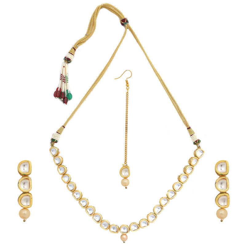 Handcrafted Beautiful Kundan Necklace With Earrings and Maang Tikka