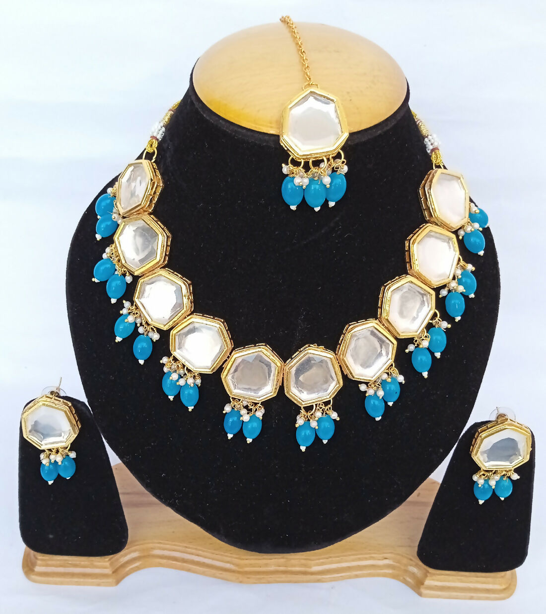 Joban Fashion Blue Kundan Work Necklace Set