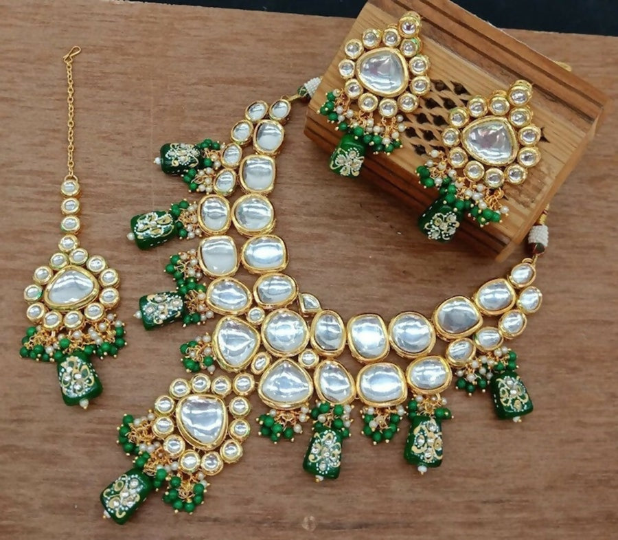 Joban Fashion Green kundan work Necklace Set