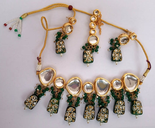 Joban Fashion Bottle Green Kundan Work Necklace Set