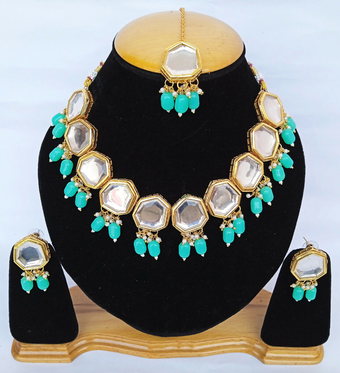 Joban Fashion Firozi Kundan Work Necklace Set