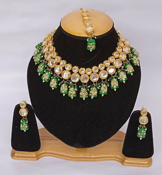 Joban Fashion Green Kundan Work Necklace Set